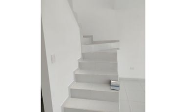 VENDO CASA UNIFAMILIAR, ANDALUCIA AA