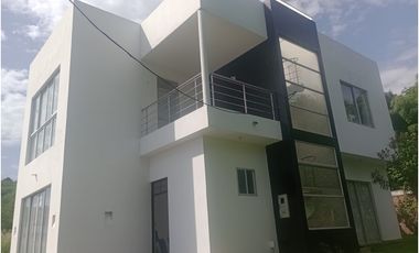 VENDO O PERMUTO CASA EN TOCAIMA CUNDINAMARCA
