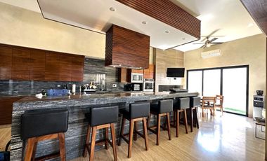 Casa en venta de Lujo en Coto Pontevedra, Puerta de Hierro, Zapopan