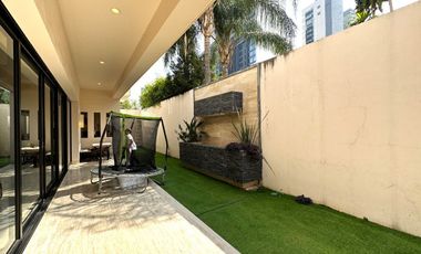 Casa en venta de Lujo en Coto Pontevedra, Puerta de Hierro, Zapopan