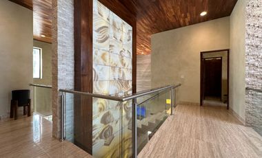 Casa en venta de Lujo en Coto Pontevedra, Puerta de Hierro, Zapopan