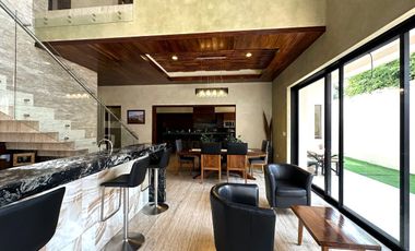 Casa en venta de Lujo en Coto Pontevedra, Puerta de Hierro, Zapopan