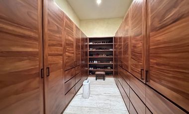 Casa en venta de Lujo en Coto Pontevedra, Puerta de Hierro, Zapopan