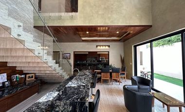 Casa en venta de Lujo en Coto Pontevedra, Puerta de Hierro, Zapopan