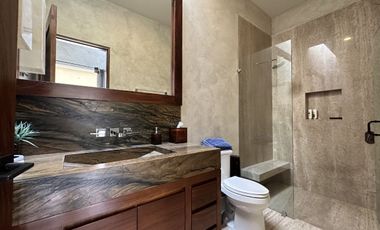 Casa en venta de Lujo en Coto Pontevedra, Puerta de Hierro, Zapopan