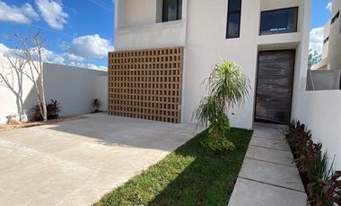 CASA EN VENTA, ALERA DZITYÁ , 3 HAB, Y SALA TV,  ENTREGA  ENERO 24