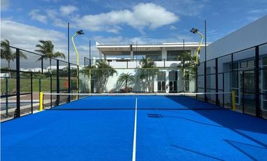 TERRENO EN URBANIZACIÓN MARINA BLUE, SUR DE MANTA