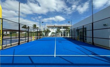 TERRENO EN URBANIZACIÓN MARINA BLUE, SUR DE MANTA