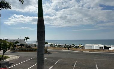 TERRENO EN PRIMERA LNEA AL MAR DE 1.000 M2, EN URB MARINA BLUE, MANTA