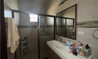 ALQUILER O VENTA DE AMPLIA Y HERMOSA CASA EN PENONOME
