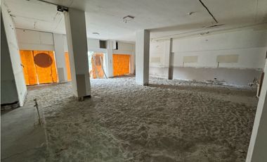 Alquilo local comercial en Calle 50