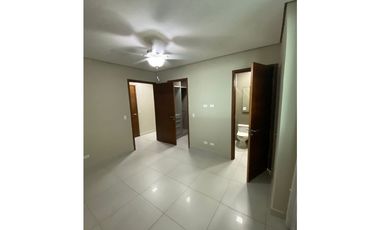Se VENDE Apartamento en PH Mirador, Costa del Este