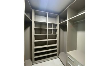 Se VENDE Apartamento en PH Mirador, Costa del Este