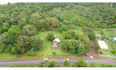 Se Vende Terreno de 8,000m2 en Altos del Espavé, La Chorrera