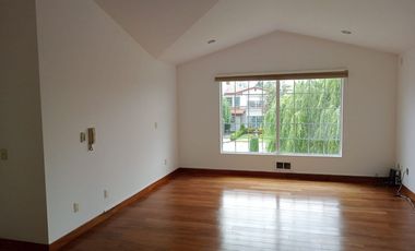 Excelente casa cerca de Santa Fe