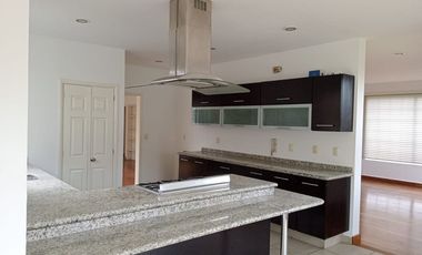 Excelente casa cerca de Santa Fe