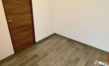¡Tu Hogar de Ensueño en Fraccionamiento Aqua 3 Lago Esmeralda!