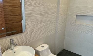 ¡Tu Hogar de Ensueño en Fraccionamiento Aqua 3 Lago Esmeralda!