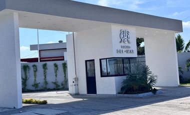 SE VENDE DEPARTAMETNEO EN MANZANILLO COLIMA,  CERCA DE PLAYA Y DE AVENIDAS PRINCIPALES.