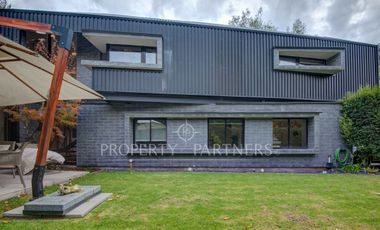 Moderna y elegante casa en sector privilegiado de Pedro de Valdivia Norte