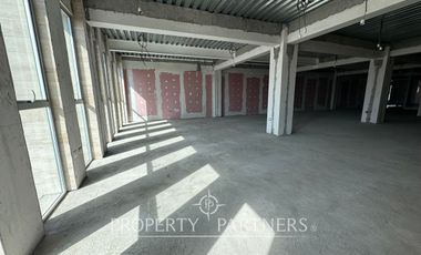 Arriendo de plantas libres en edificio comercial y moderno en el centro de Antofagasta