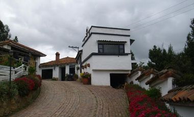VENTA de CASAS en LA CALERA