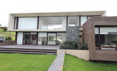 VENTA de CASAS en LA CALERA