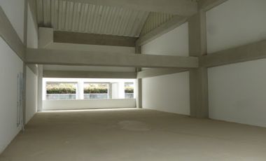 ARRIENDO de LOCALES en EL ROSAL