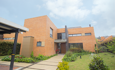 VENTA de CASAS en LA CALERA