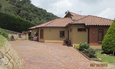 VENTA de CASAS en LA CALERA