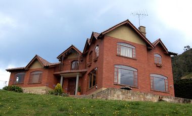 VENTA de CASAS en LA CALERA