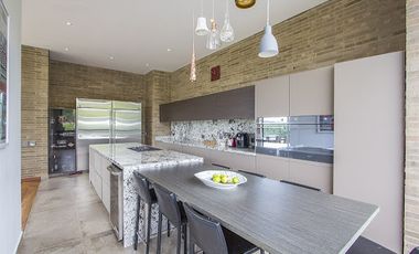 VENTA de CASAS en LA CALERA