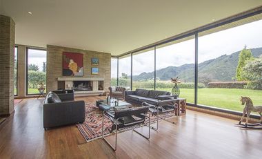 VENTA de CASAS en LA CALERA