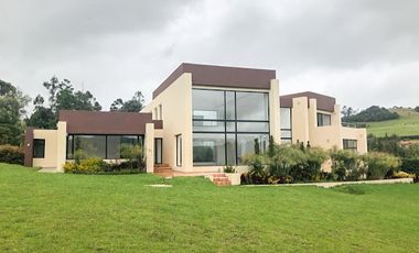 VENTA de CASAS en LA CALERA