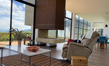 ARRIENDO de CASAS en LA CALERA