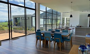 ARRIENDO de CASAS en LA CALERA
