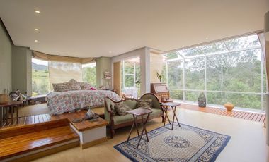 ARRIENDO de CASAS en LA CALERA