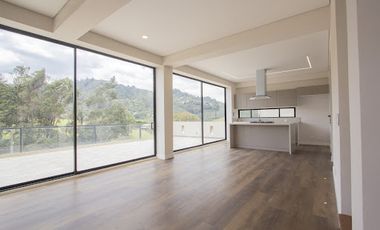 VENTA de CASAS en LA CALERA