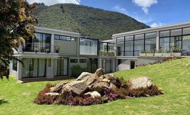 VENTA de CASAS en LA CALERA