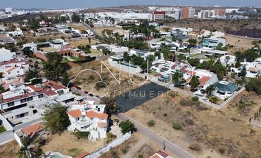 Hermoso terreno en cumbres del campestre