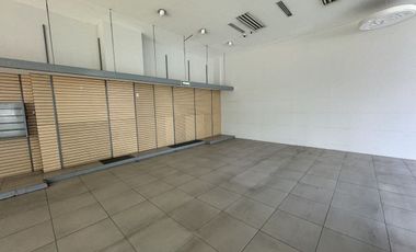 Excelente local en Interlomas