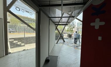 Excelente local en Interlomas