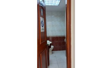 VENDO OFICINA EDIFICIO BAHIA CENTRO SANTA MARTA