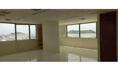 VENDO OFICINA EDIFICIO BAHIA CENTRO SANTA MARTA