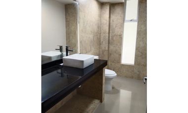 VENTA DE HERMOSA CASA CAMPESTRE EN DAPA ID 711