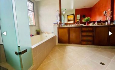 Casa en Venta en Medellín El Poblado, La Calera