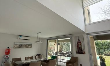 Casa en  Venta , 5 ambientes, Fincas de Hudson