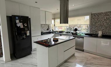 Casa en  Venta , 5 ambientes, Fincas de Hudson