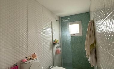 Casa en  Venta , 5 ambientes, Fincas de Hudson