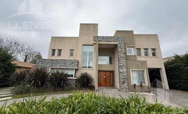 Casa en  Venta , 5 ambientes, Fincas de Hudson